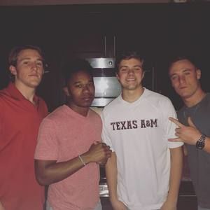 Meet your Posher, Hunter